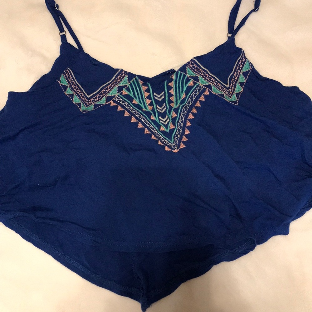 Crop top
